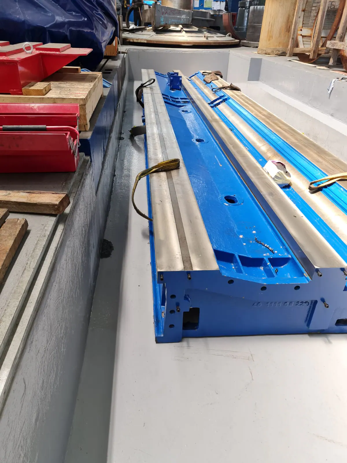 Precision machine guideways and bed surfaces